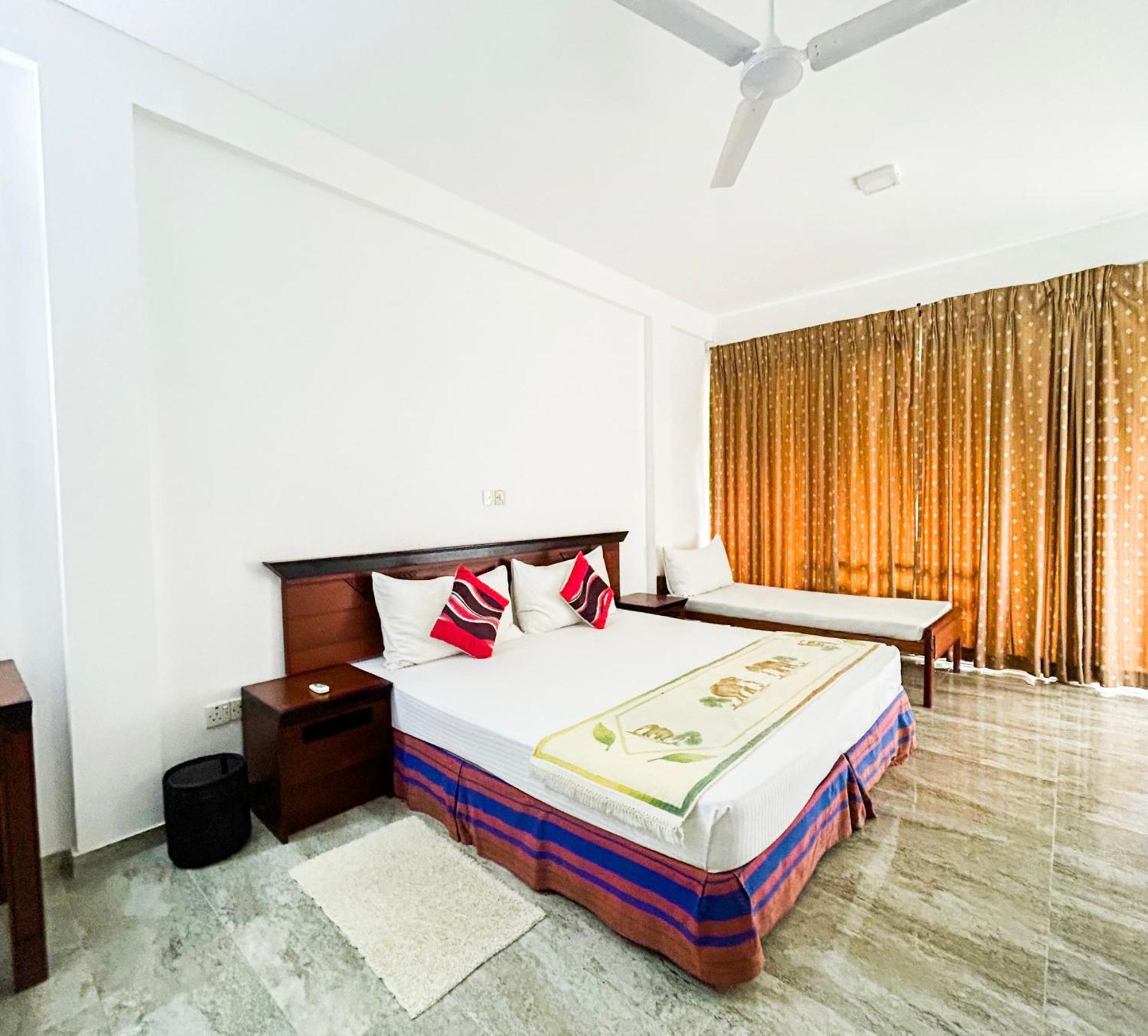 Wild Heaven Hotel ทิซซามาฮารามา ภายนอก รูปภาพ